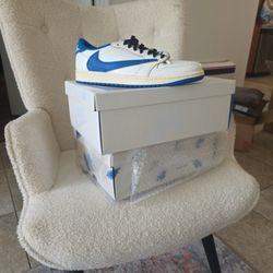 Travis Scott Air Jordan 1 Low Fragment