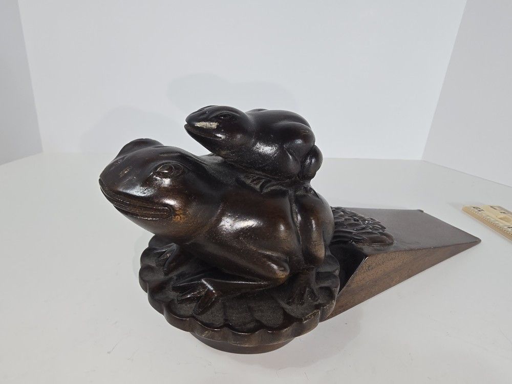 Mahogany Frogs Door Stop