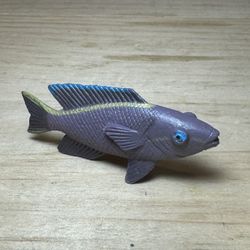 Battat Greshakei Cichlid Plastic Fish 2 1/4-inches long F3454 #scrappy