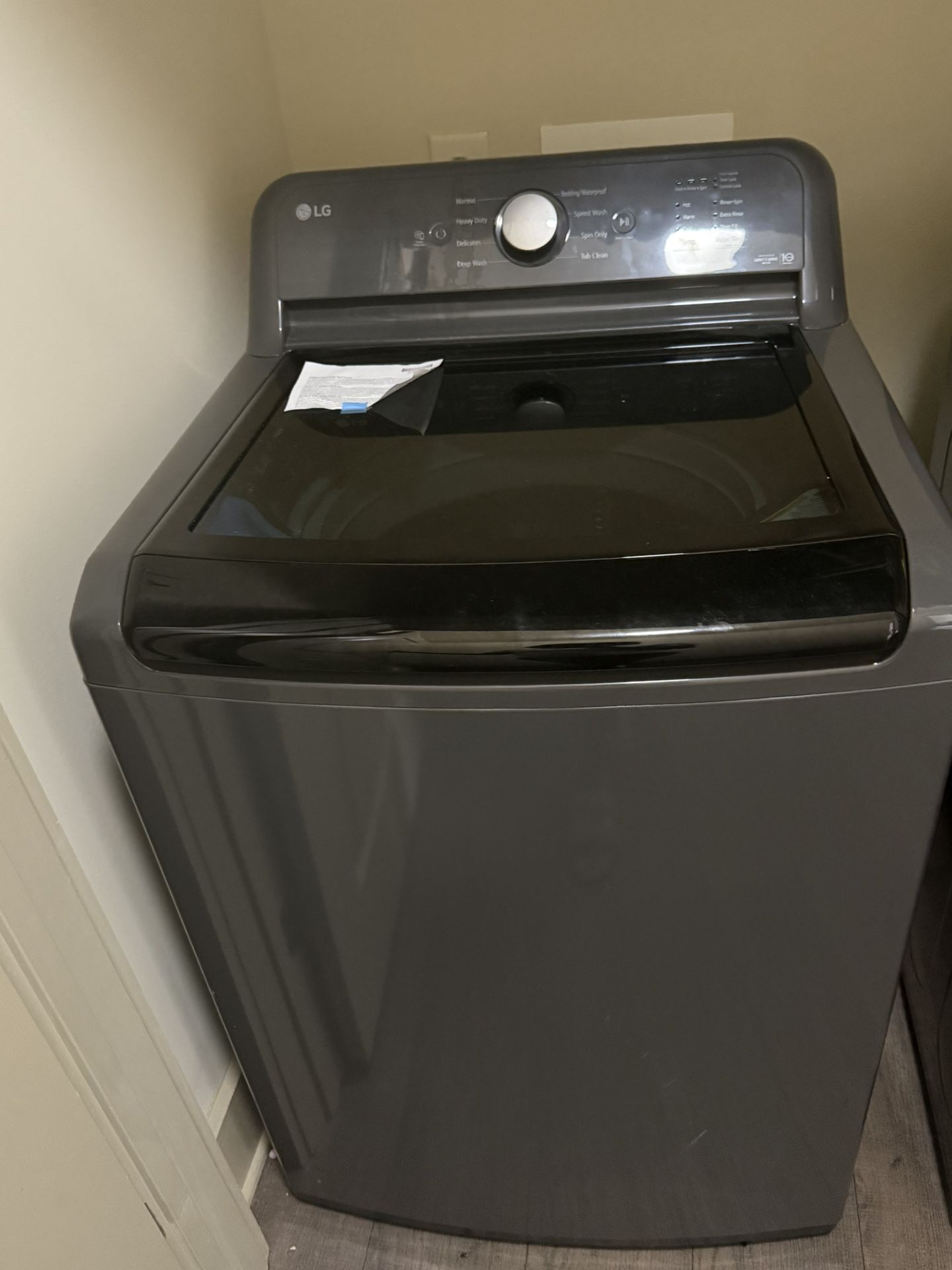 LG WASHER AND ELECTRIC DRYER