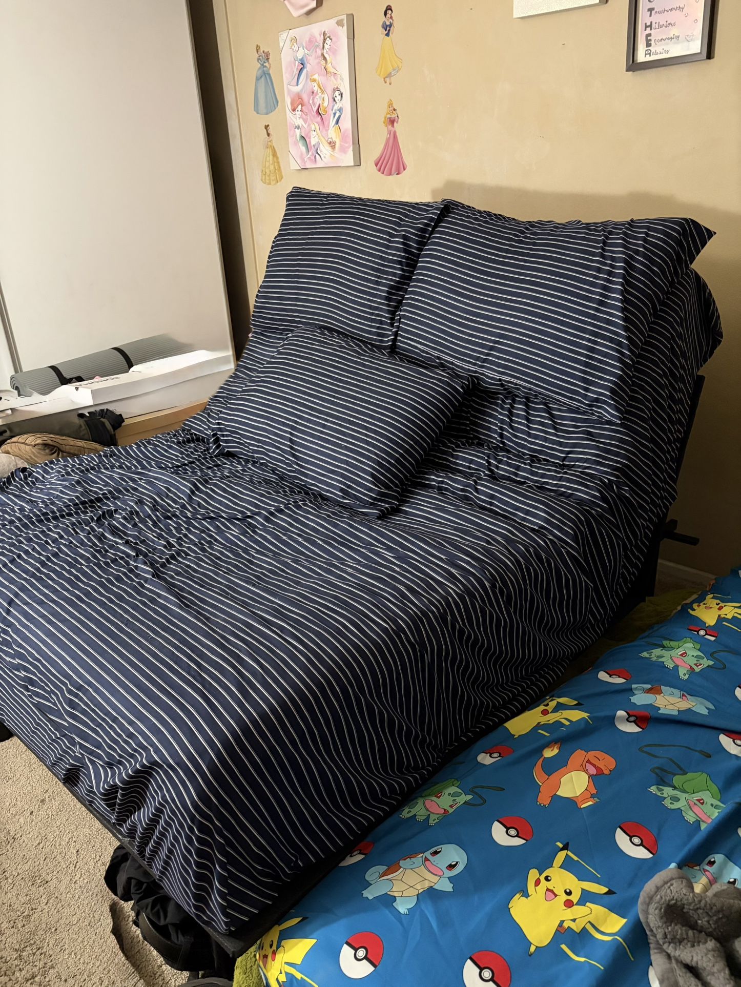 ADJUSTABLE FULL SIZE BED WITH BASE