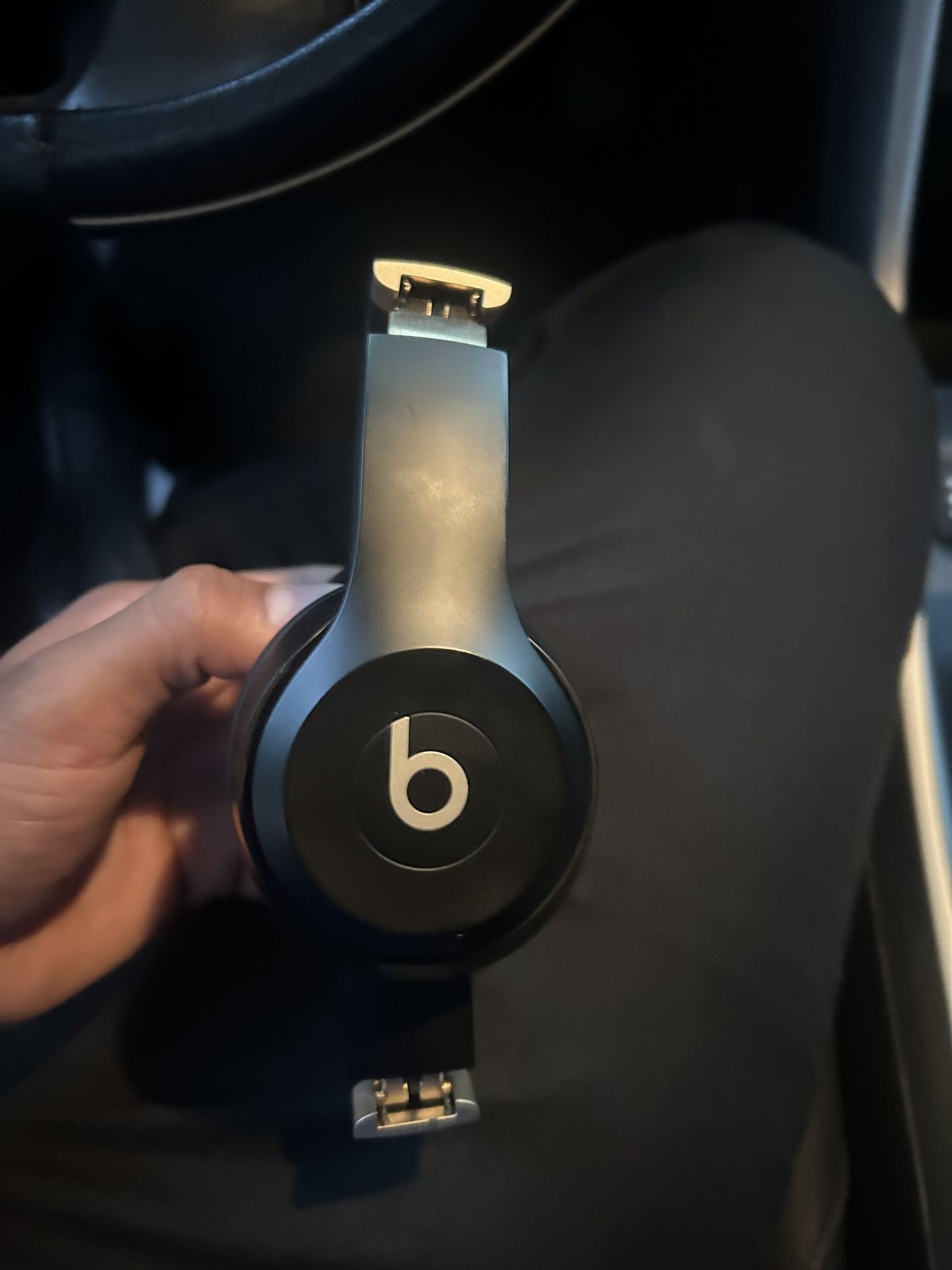 Beats Solo 4