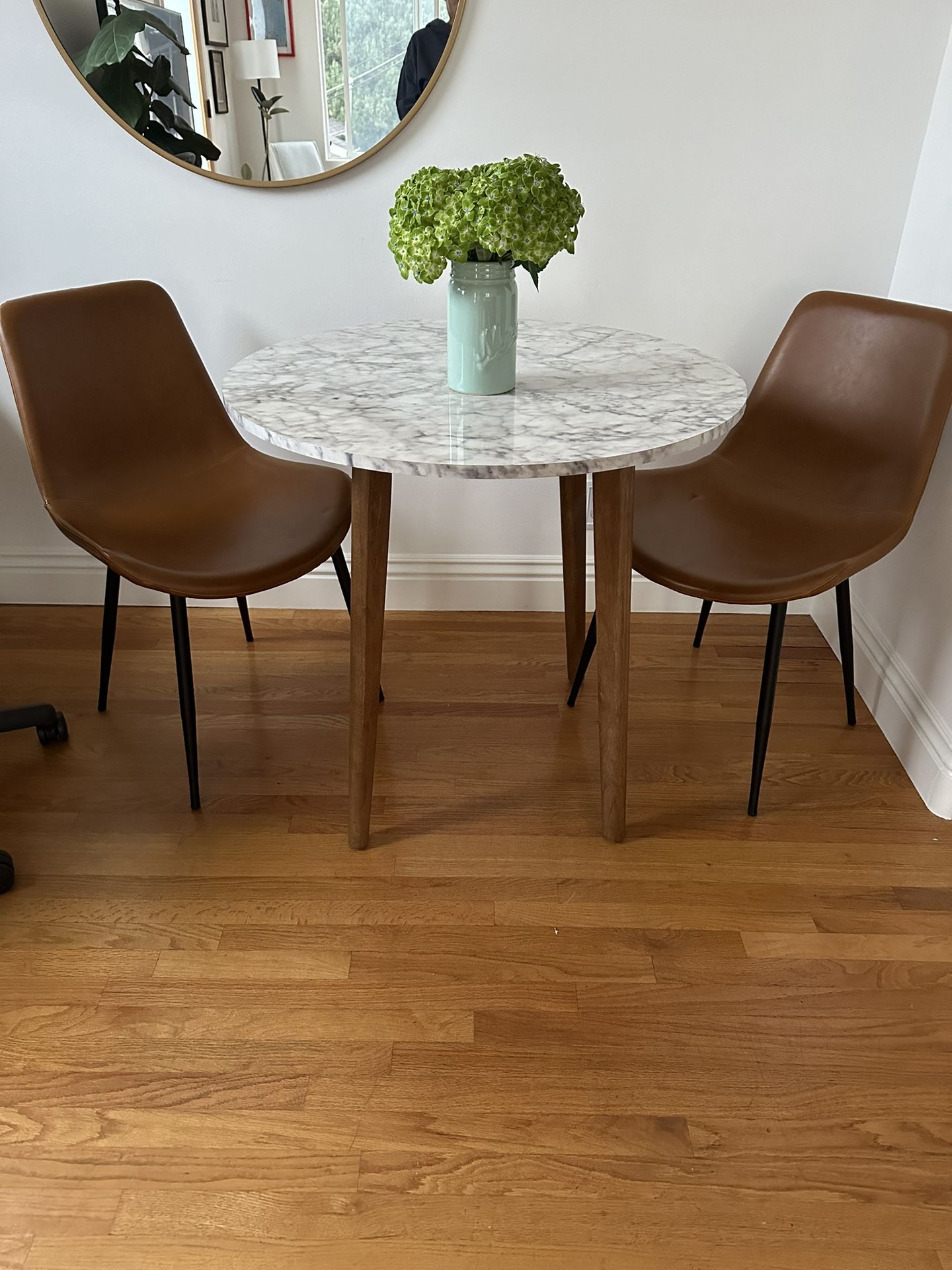 Dining Table/ Kitchen Table And 2 Chairs 