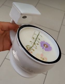 Violets And Jasmine Bathroom Candle - Home Decor