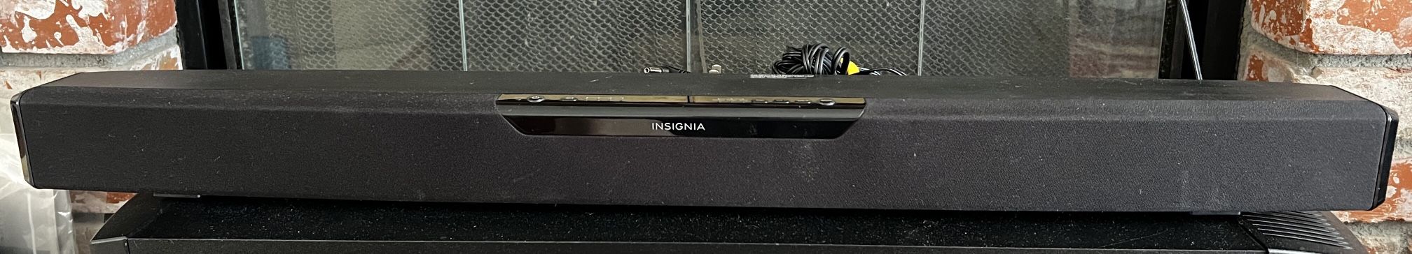 Insignia Soundbar Home Theater Speaker w/ Bluetooth NS-SB314