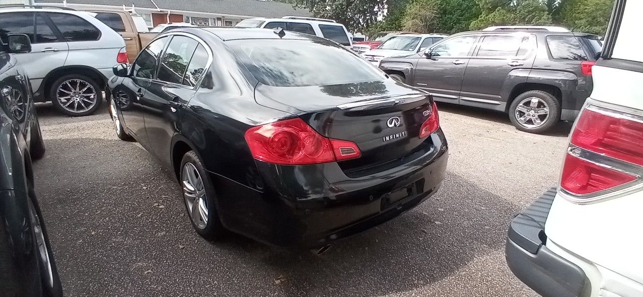 2011 Infiniti G37 Sedan