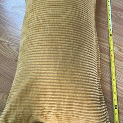 Ribbed Cotton Mustard pillow 