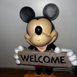 Mickey Mouse Welcome Greeter