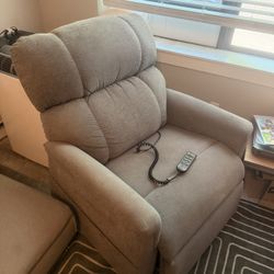 Electric Recliner $300 OBO