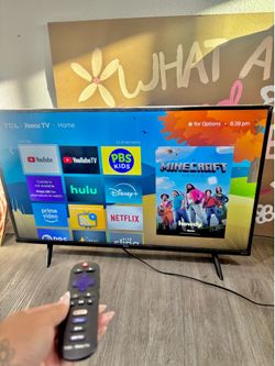 43" TCL 4K Roku Smart TV 🎉 Works Perfectly + Remote Included!