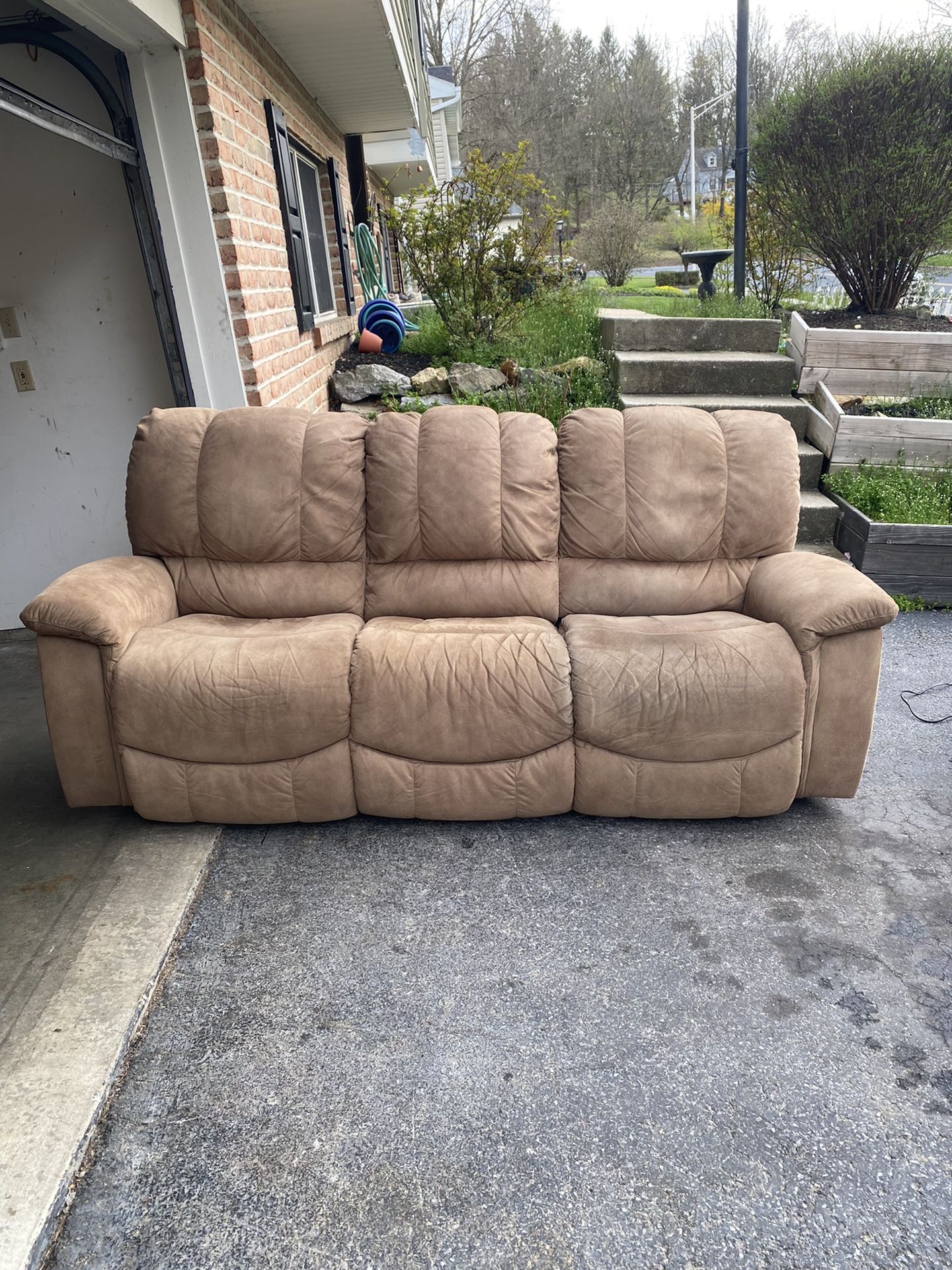 Lazboy Reclining Sofa 