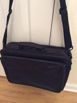 Targus laptop bag