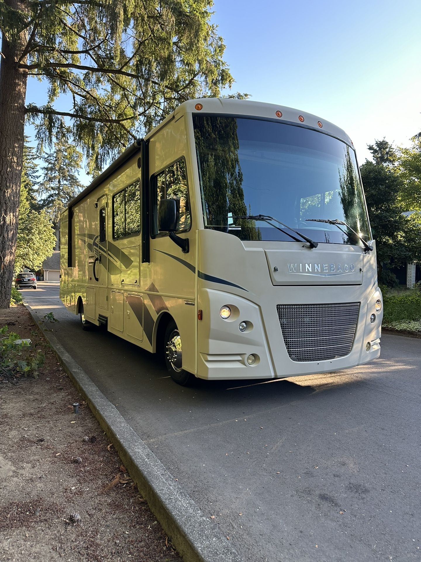 Winnebago Vista