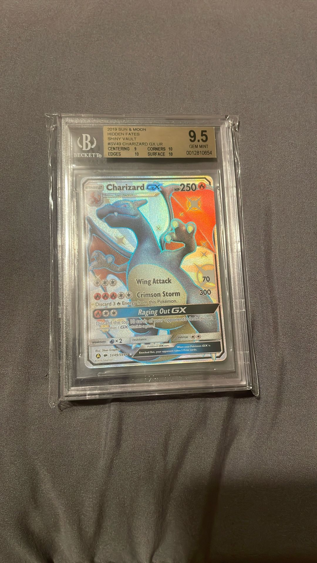Charizard Hidden Fates 