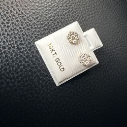 10k diamond earrings