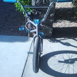 Custom 20" FIT Van Signature Frame 