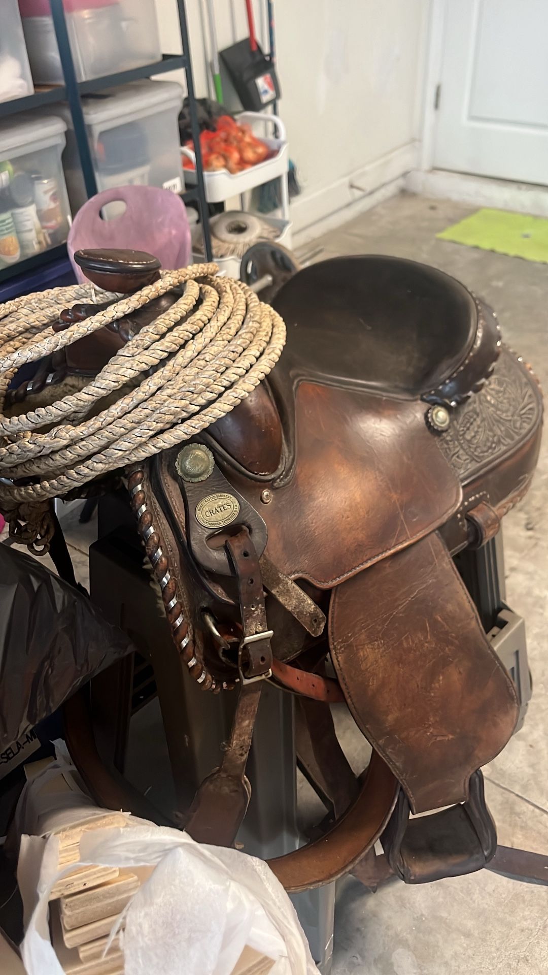 Monturas D Caballos Con Basto Y Banco