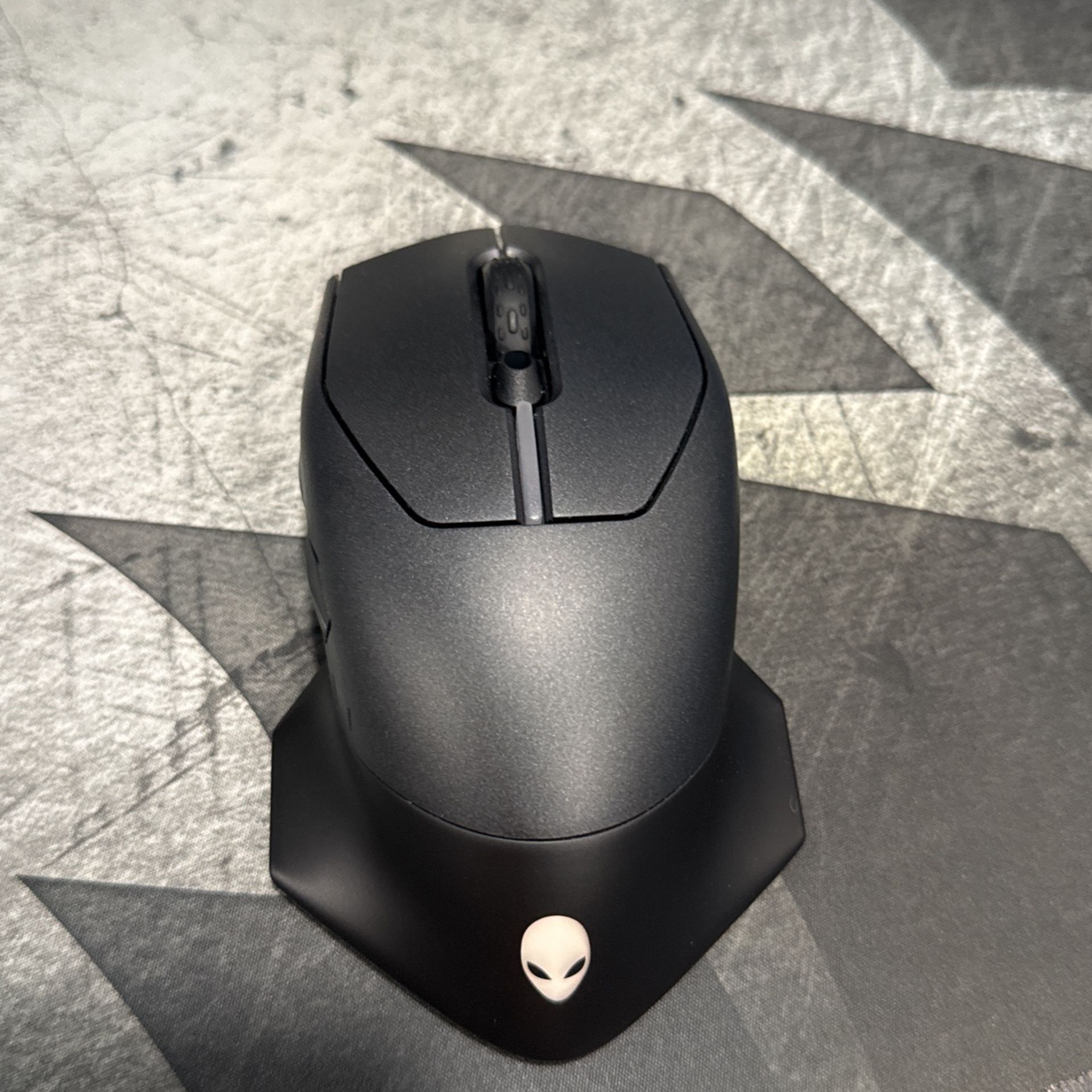 Alienware Wired/Wireless Gaming Mouse