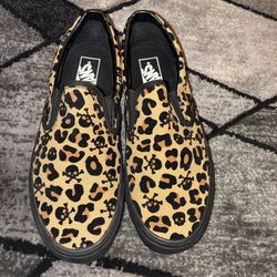 New Leopard and skull vans 
