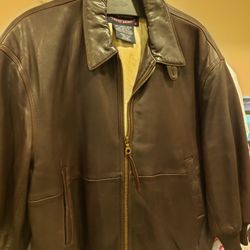 Mens Size Small, Lambskin. Like New