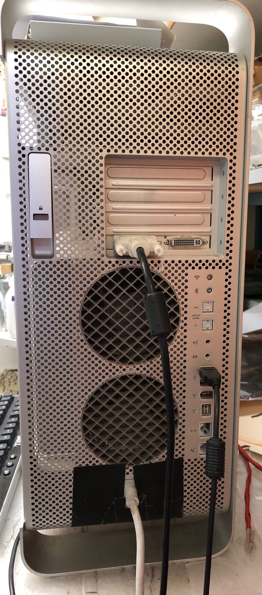 Mac G5 Tower OS X 5.9 Reload 750Gb HD 3Gb Memory Dual CPUs (2 CPUs) See Pics No Questions No Offers No Deals No Shipping No Support Cash & Carry