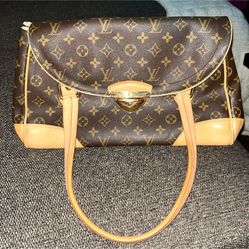 Louis Vuitton Beverly Gm