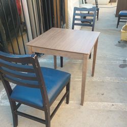 Table and 2 chairs