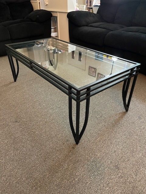 USED Living Room Coffee Center Table