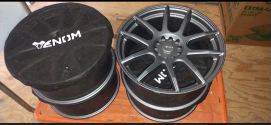 Venom wheels gun metal grey x4 18”