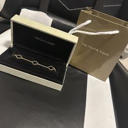 Van Cleef 