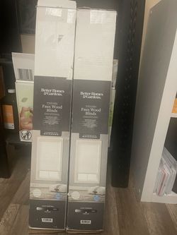 Blinds 27in W x 48in L