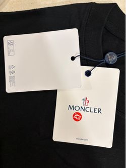 Moncler T shirt size M