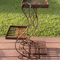 Vintage Iron 3 Tier Plant Stand