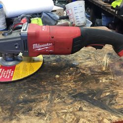 Milwaukee 9 Inch Grinder 