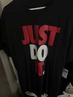 Nike Graphic Tee