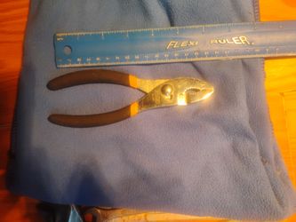 Stanley 84-097 6 inch Slip joint pliers
