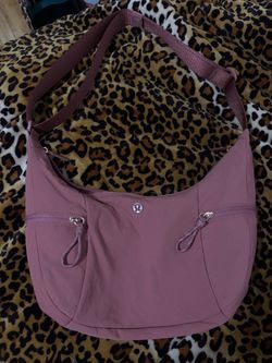 Lululemon sling bag