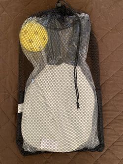 Sporting Goods- BRAND NEW - PICKLEBALL SET BRAND NEW IN MESH BAG 
