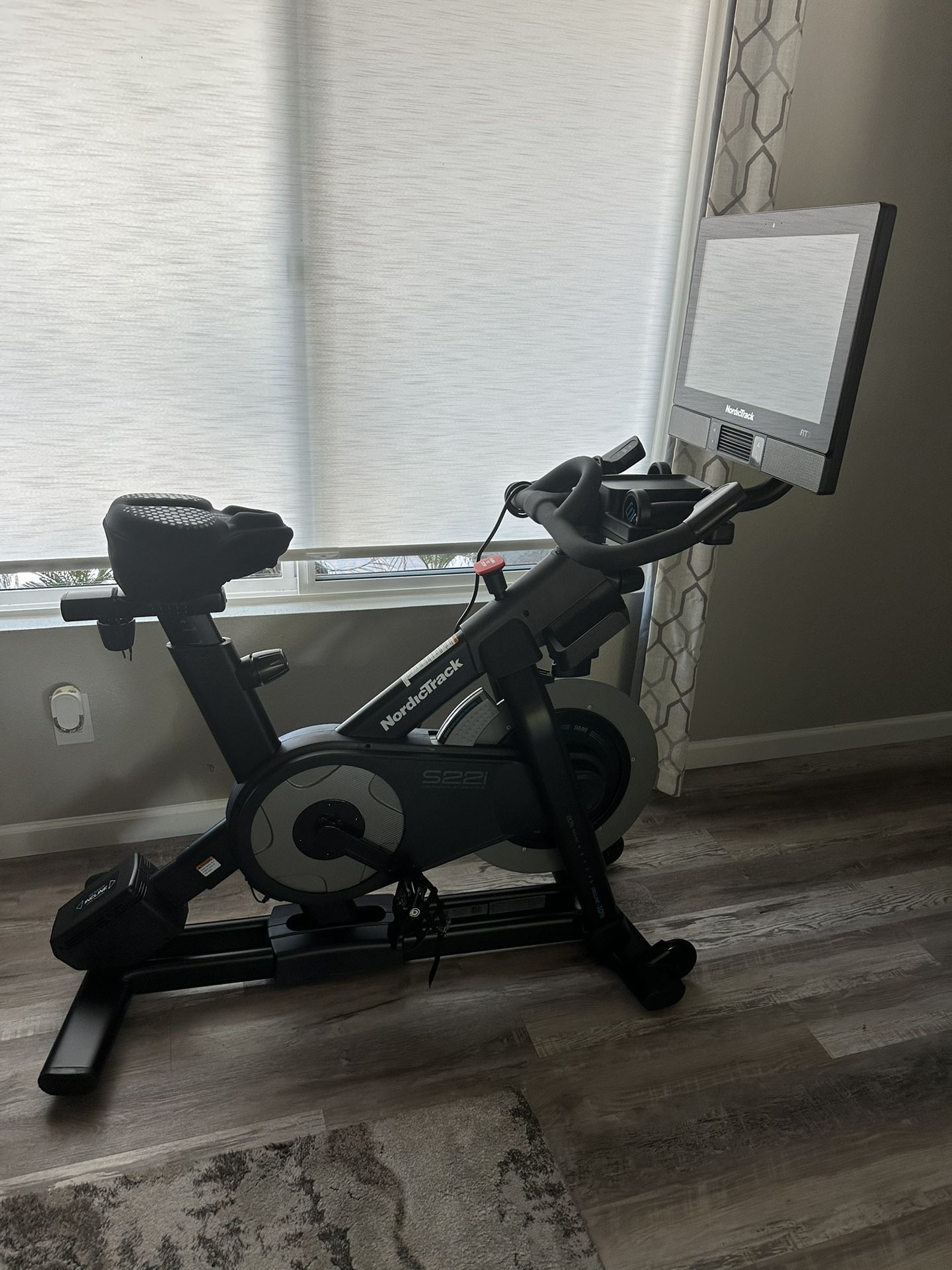 Nordic track Commercial Studio Cycle S22i
