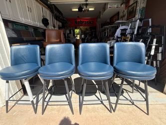 Brand new counter height Bar stools swivel 360° only $100 each