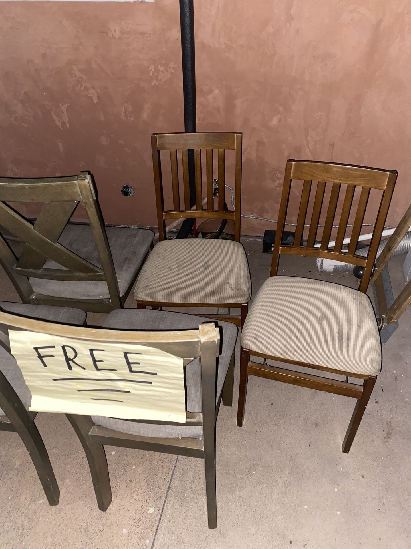 Free Chairs