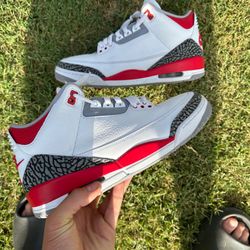 Jordan 3 Fire Red 