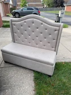 bench with storage