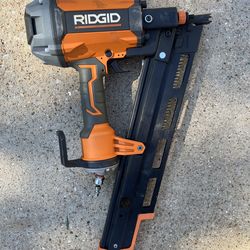 RIGID Pneumatic 21-Degree 3-1/2 in. Round Head Framing Nailer