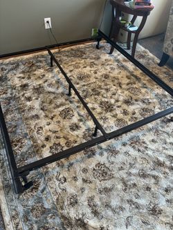 Queen Frame And Box Spring