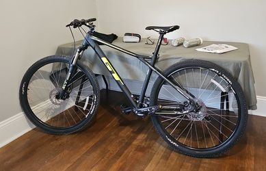 GT Mountain Bike