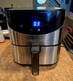 Gourmia GAF685 Digital Air Fryer – Works Great – Clean