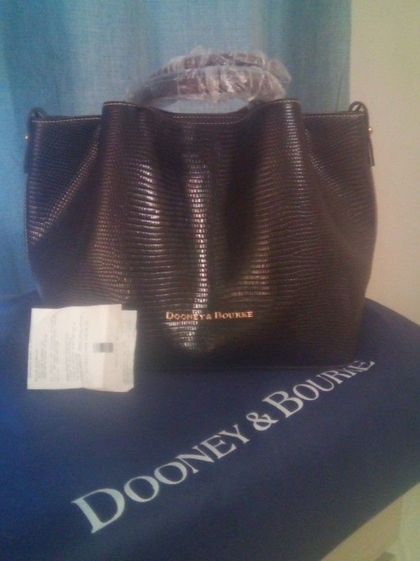 Dooney & Bourke Purse