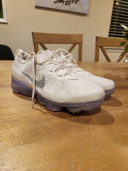 Size 8 and Size 7 Nike Women's Air VaporMax 2023 Flyknit Shoes - Ash Tan