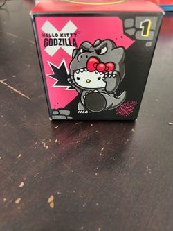 Hello Kitty x Godzilla #1 Figure